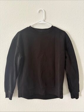 Athletic Works Black Crewneck Sweatshirt